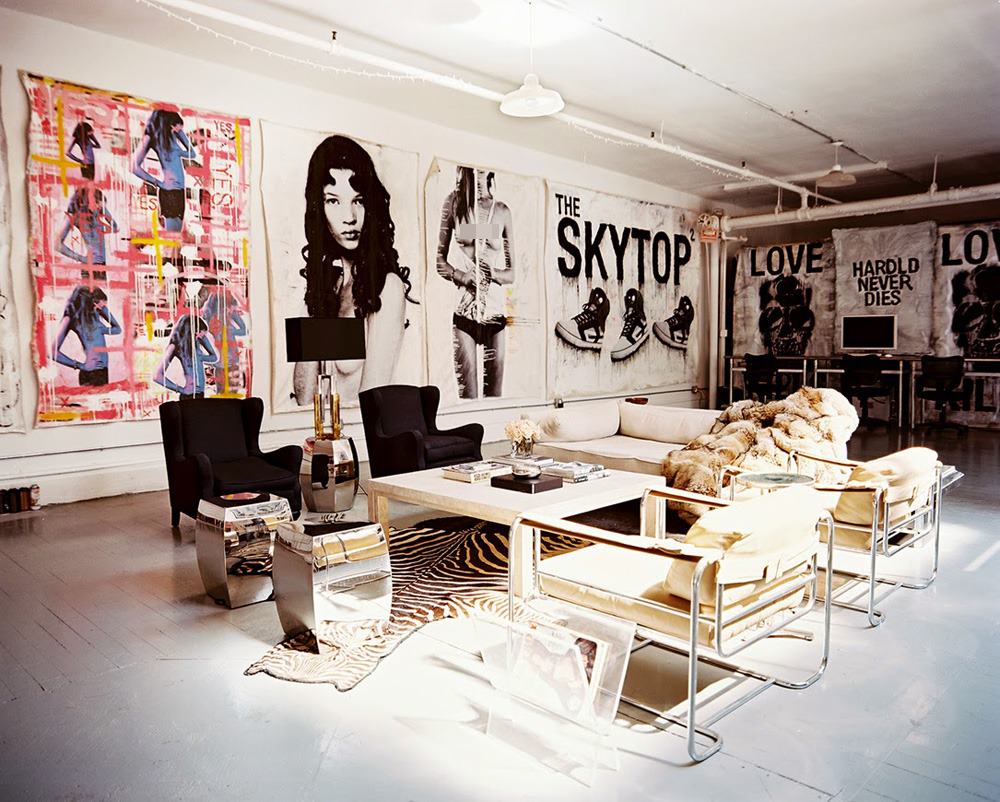 Chic Peek: An Edgy Monochrome Loft in New York by Ryan Korban