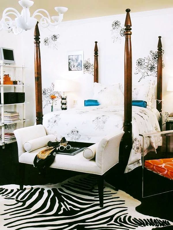 Your Space is Never Too Small for a Zebra Rug! 3 Small Room Inspirations for the Summer